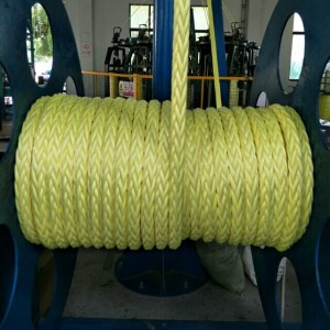 Igiyar Ruwa mai ƙarfi 48mm*200m Braided 12 Strand UHMWPE Cable For Vessel Mooring