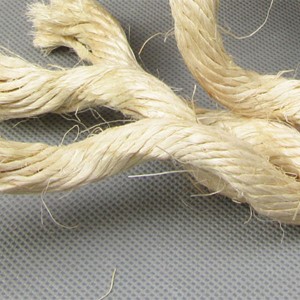4 strand Sisal Rope no ka Pōkiʻi ʻalaʻau pou