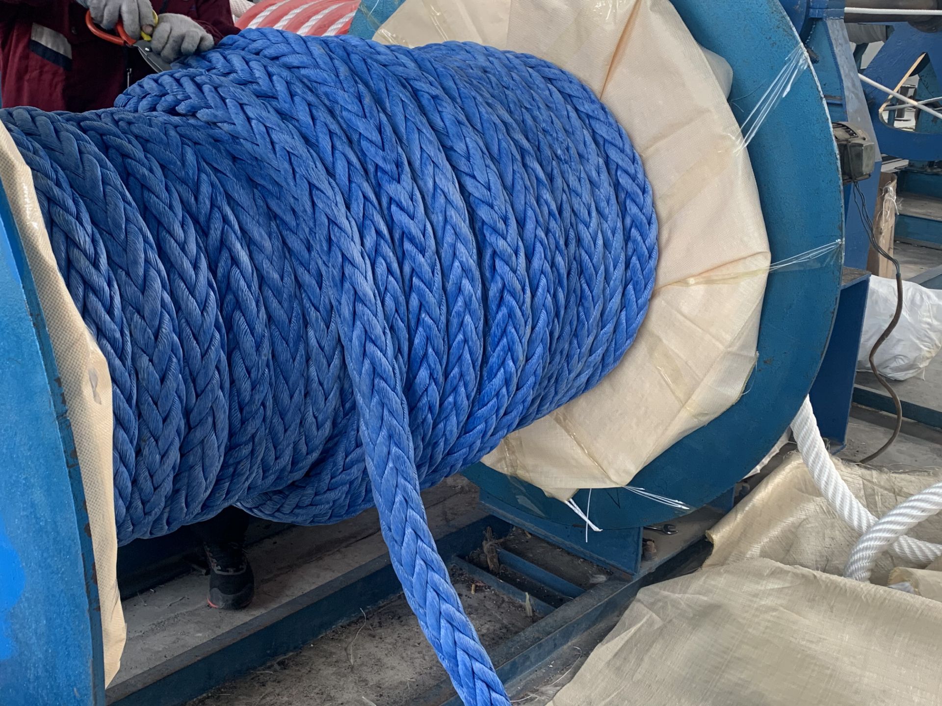 High Quality for Custom Pp Rope - 12 Strands Coated UHMWPE Rope synthetic fiber manufacturer – Florescence