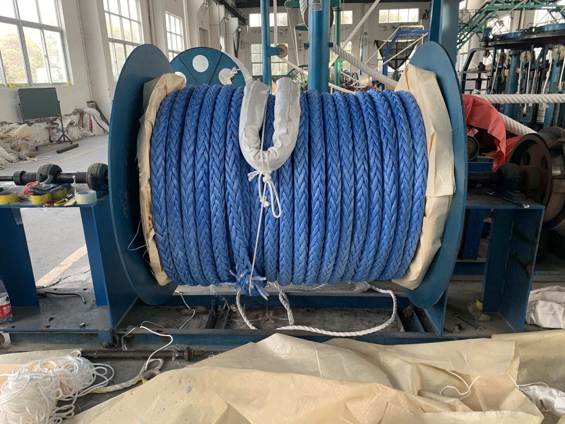 Hot-selling Aramid Rope 6mm - Blue Color 65mm UHMWPE Braided Ship Mooring Rope with High Strength – Florescence